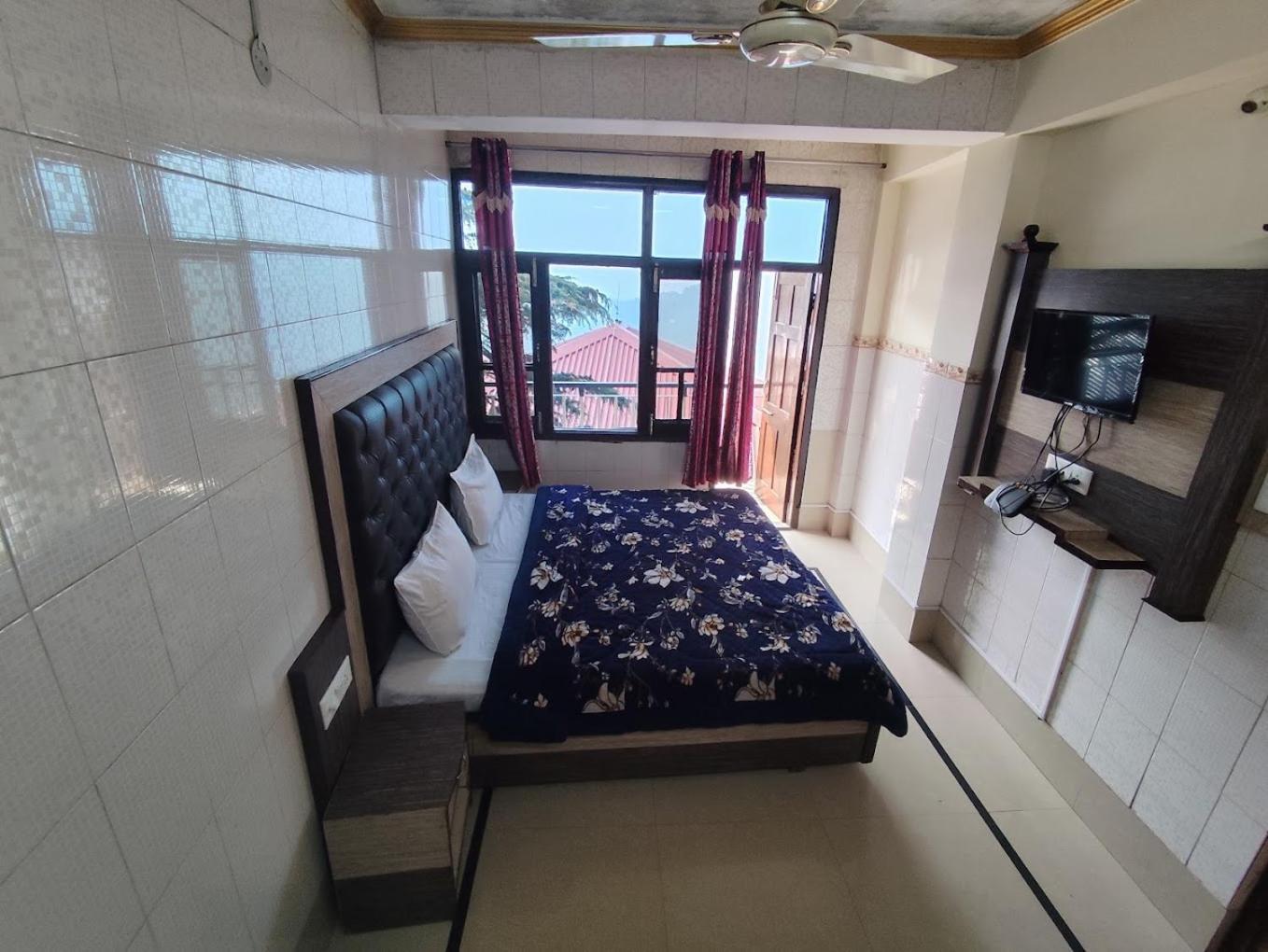 Krishna Holiday Guest House Block II Дхарамсала Екстериор снимка